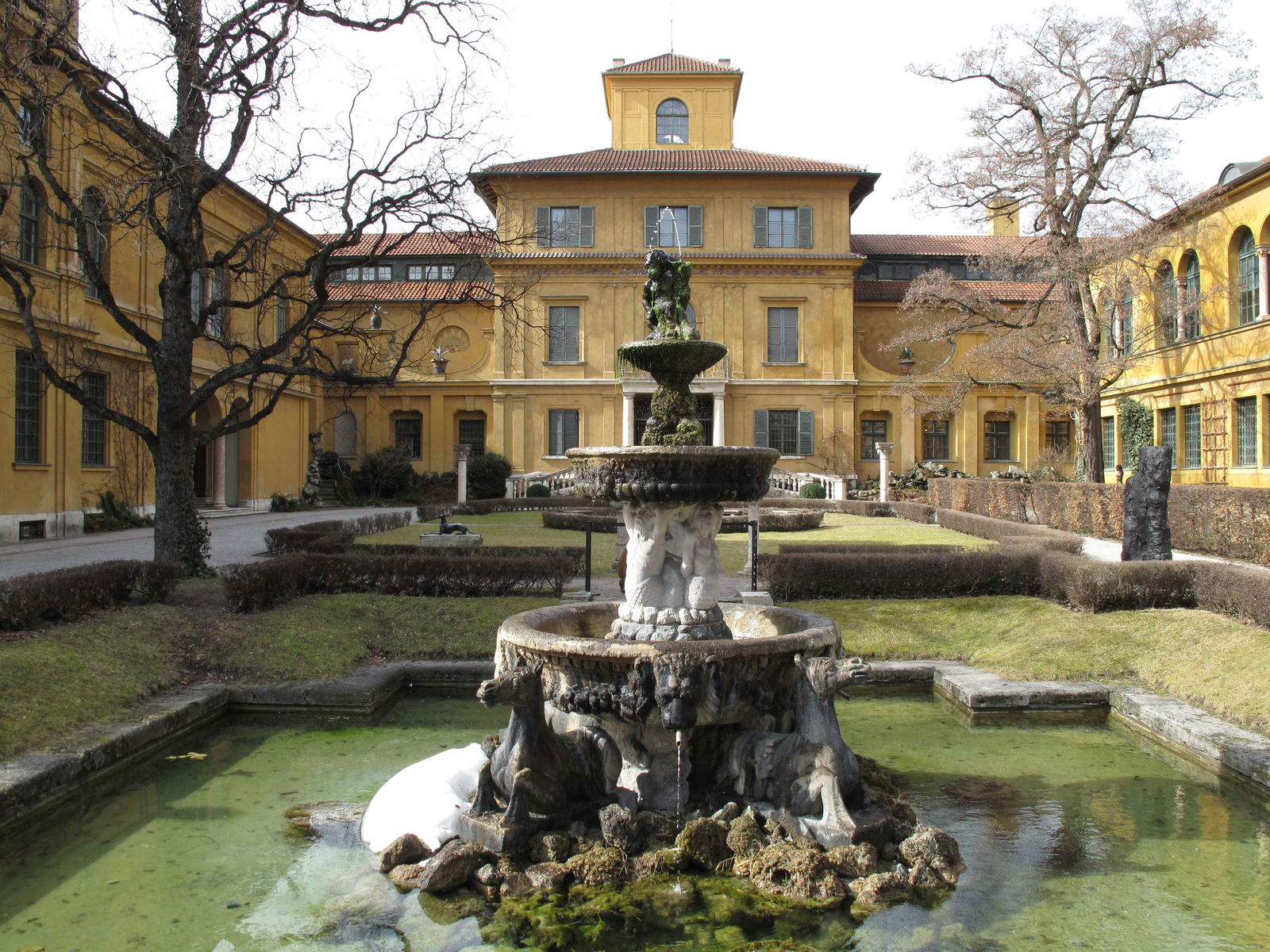 Municipal Gallery in Lenbach House