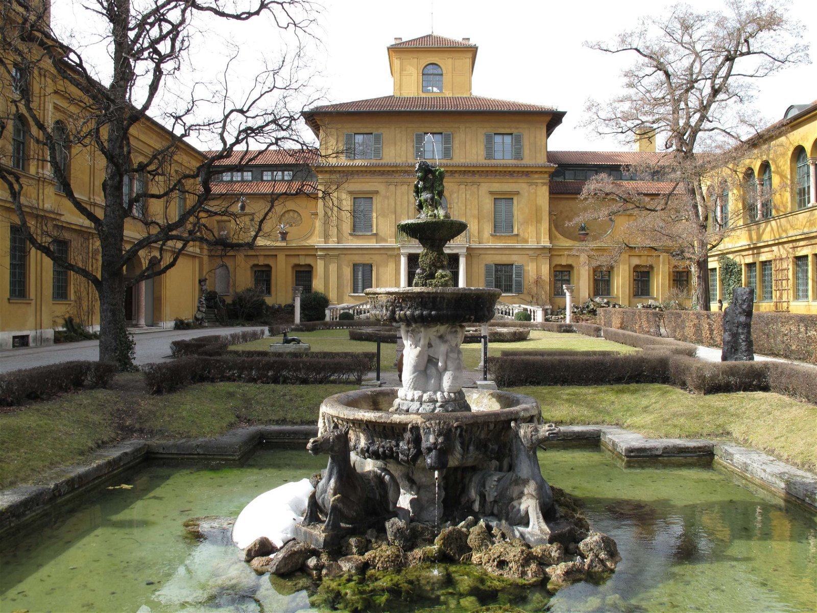 Municipal Gallery in Lenbach House