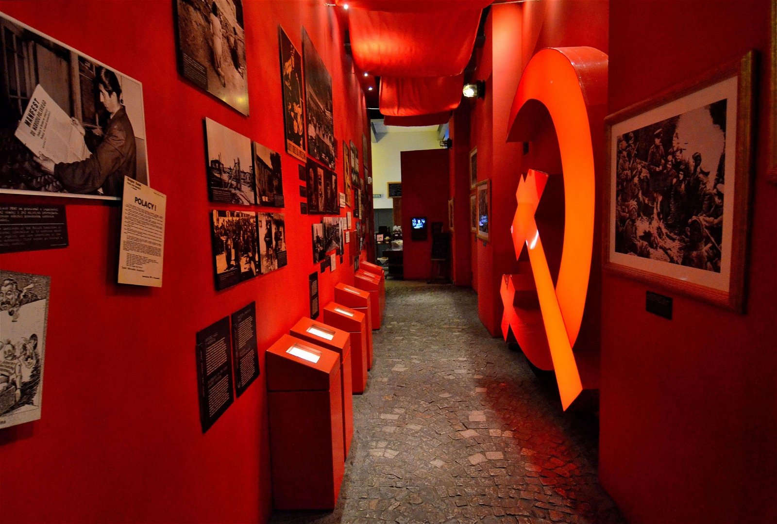 Warsaw Uprising Museum