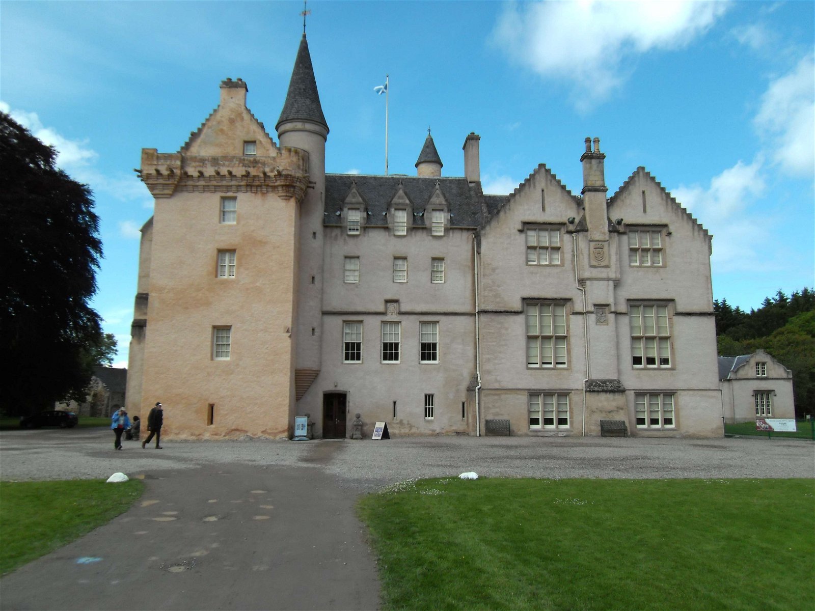 Brodie Castle Forres Visitor Information Reviews