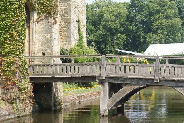 Hever Castle and Gardens