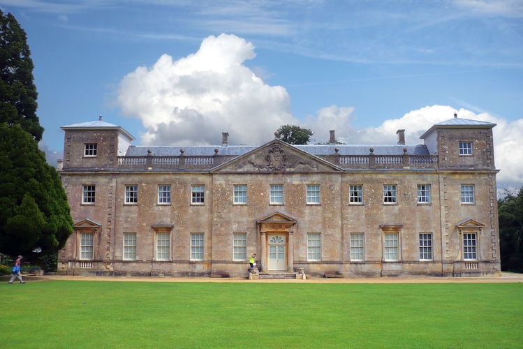 Lydiard Park