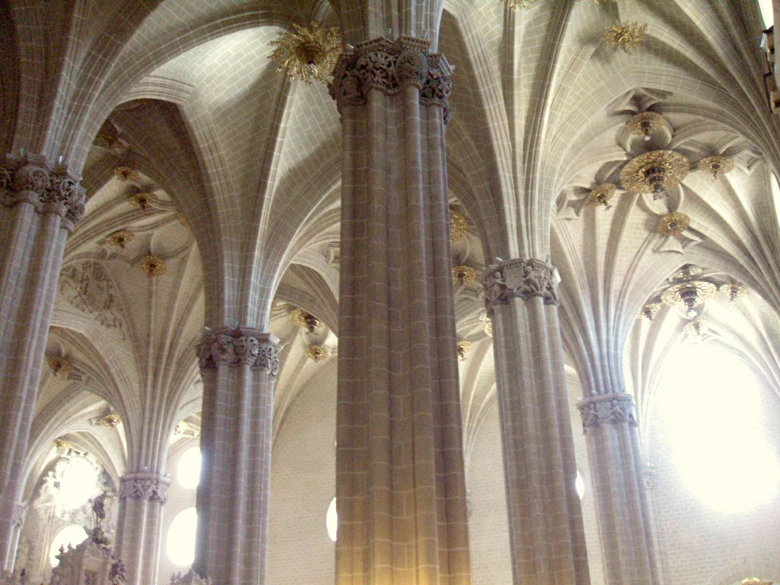 Museo de Tapices y Capitular de la Seo