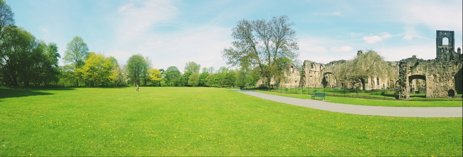 Kirkstall Abbey