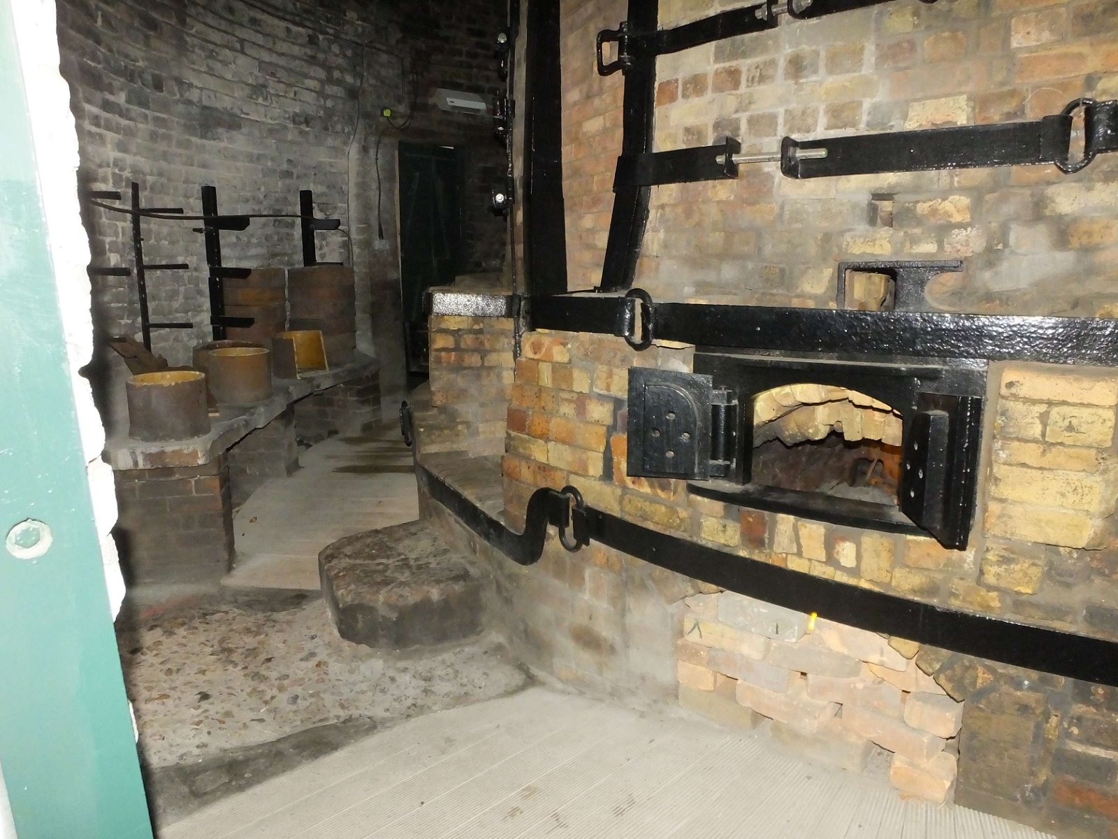 Gladstone Pottery Museum