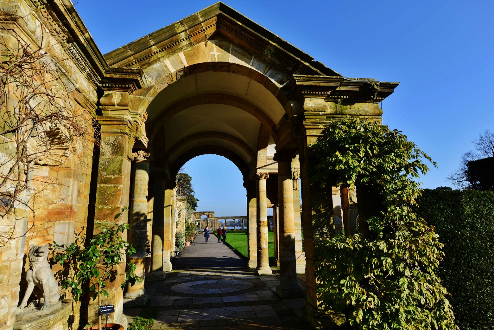 Hever Castle and Gardens