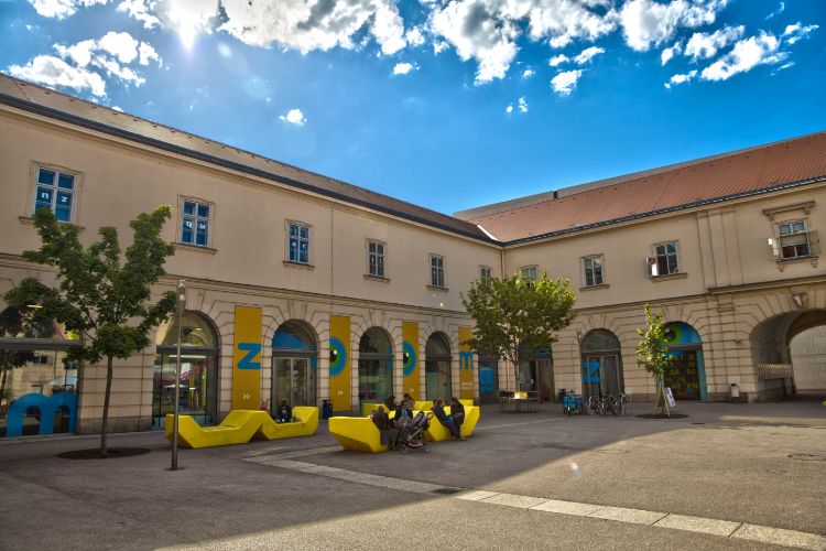 ZOOM Children's Museum