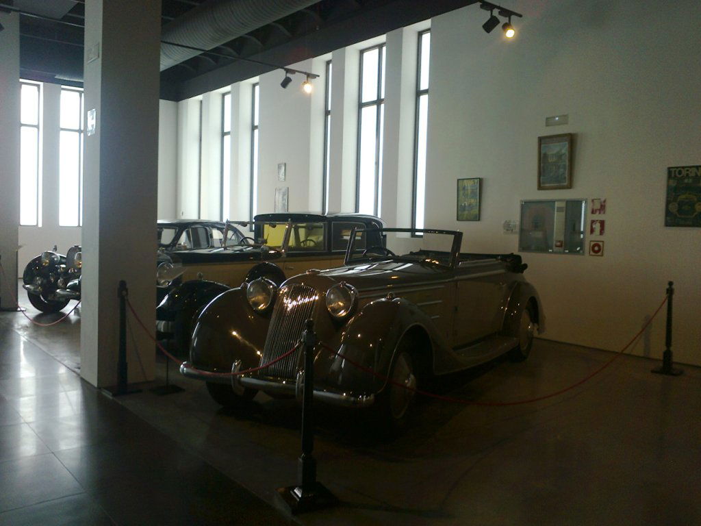 Museo Automovilistico y de la Moda