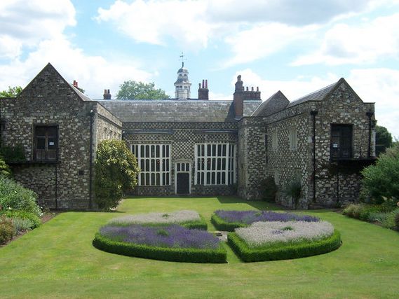 Hall Place and Gardens