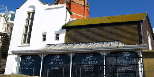 The Art of Travel ART EXHIBITION – Chris Hilton