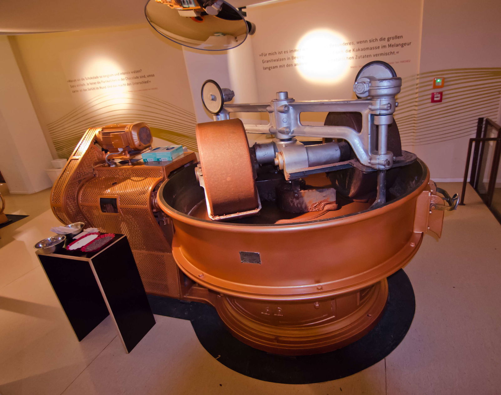 Chocoversum by Hachez