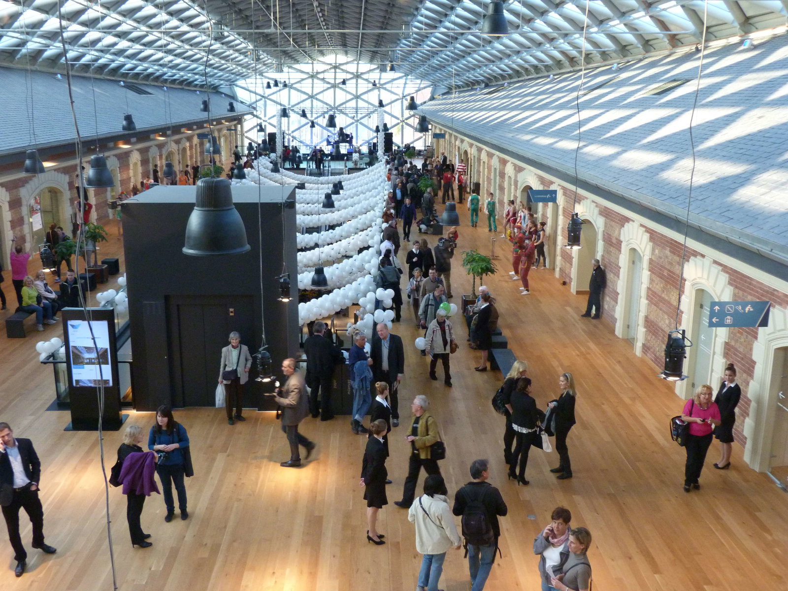 New Budapest Gallery