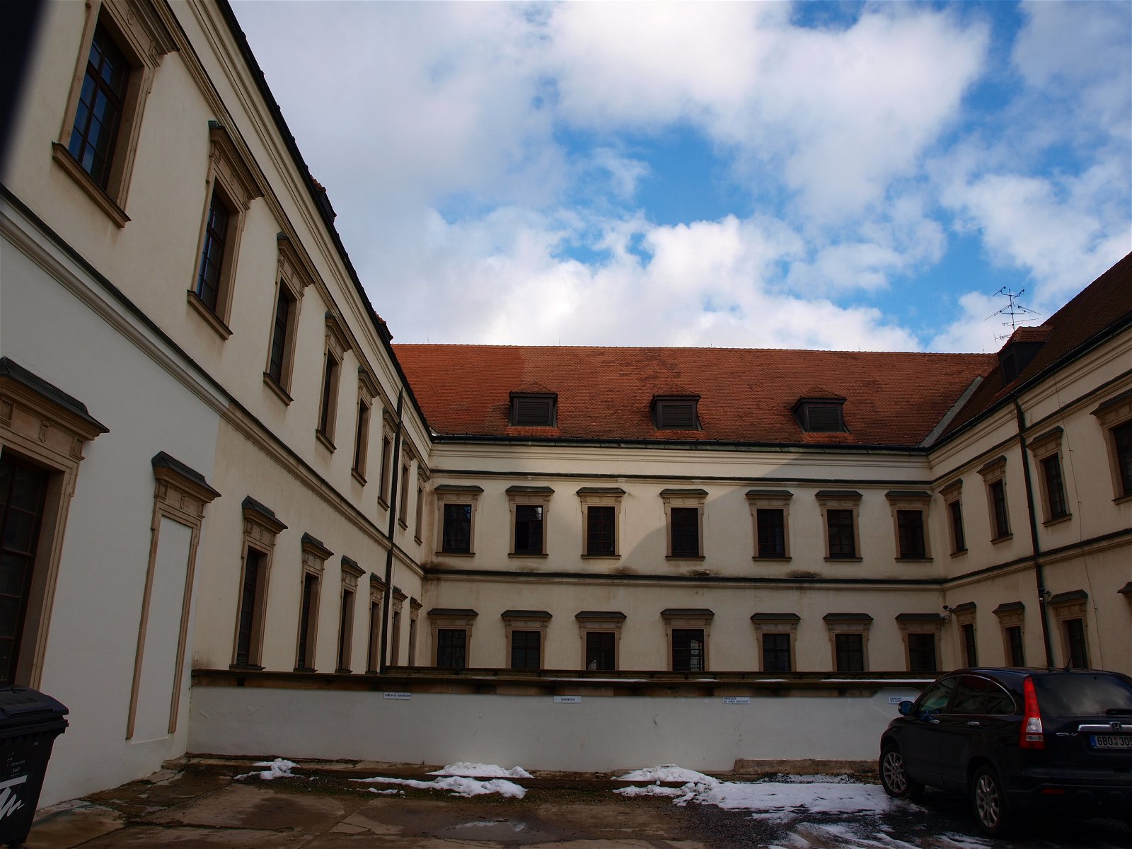 Dietrichsteinsky Palace