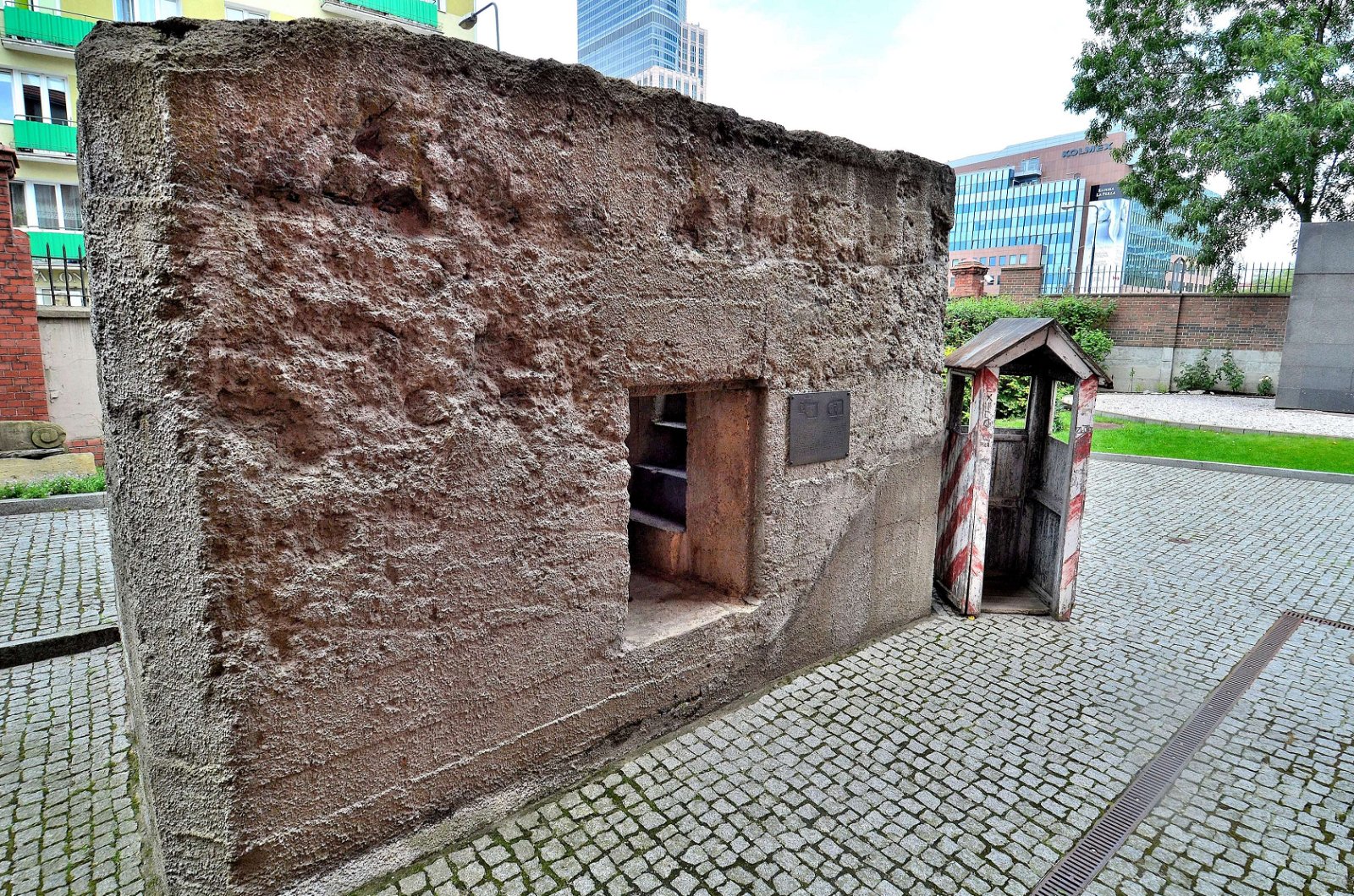 Warsaw Uprising Museum