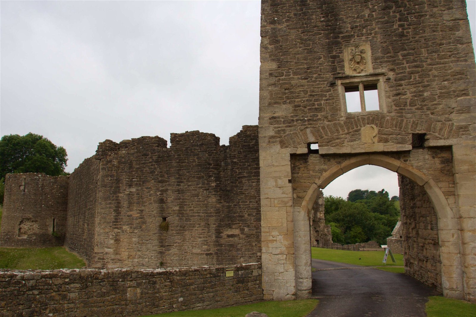 Farleigh Hungerford Castle