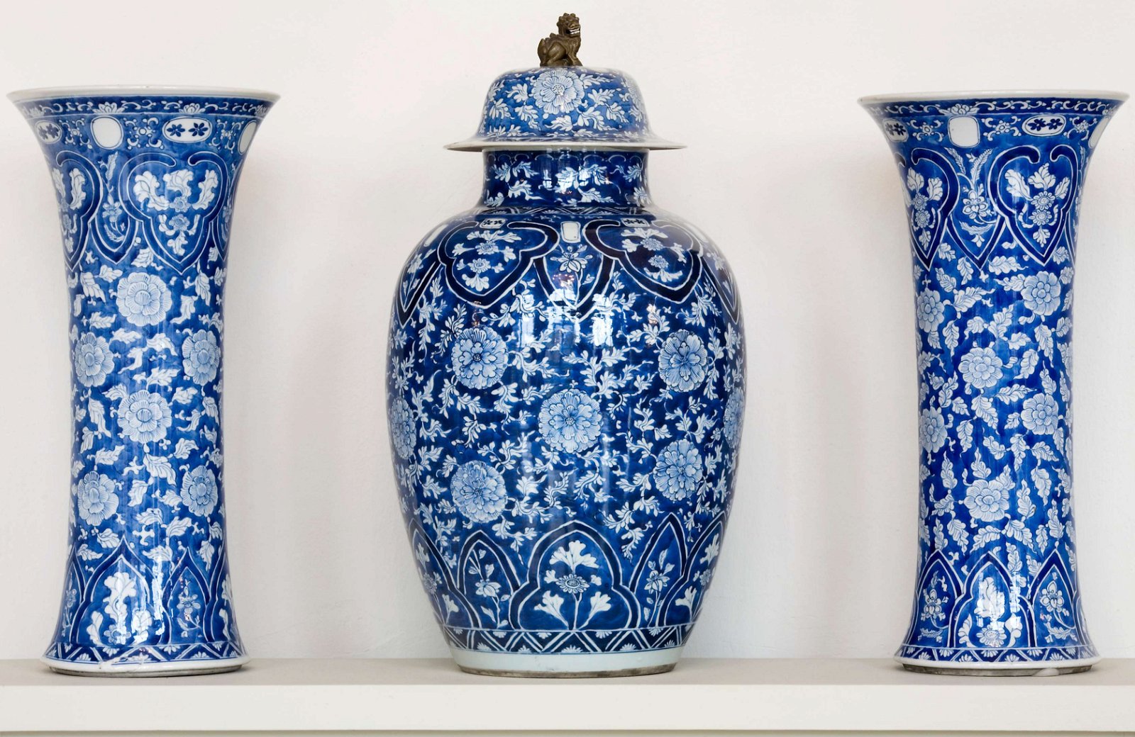 The Royal Porcelain Collection