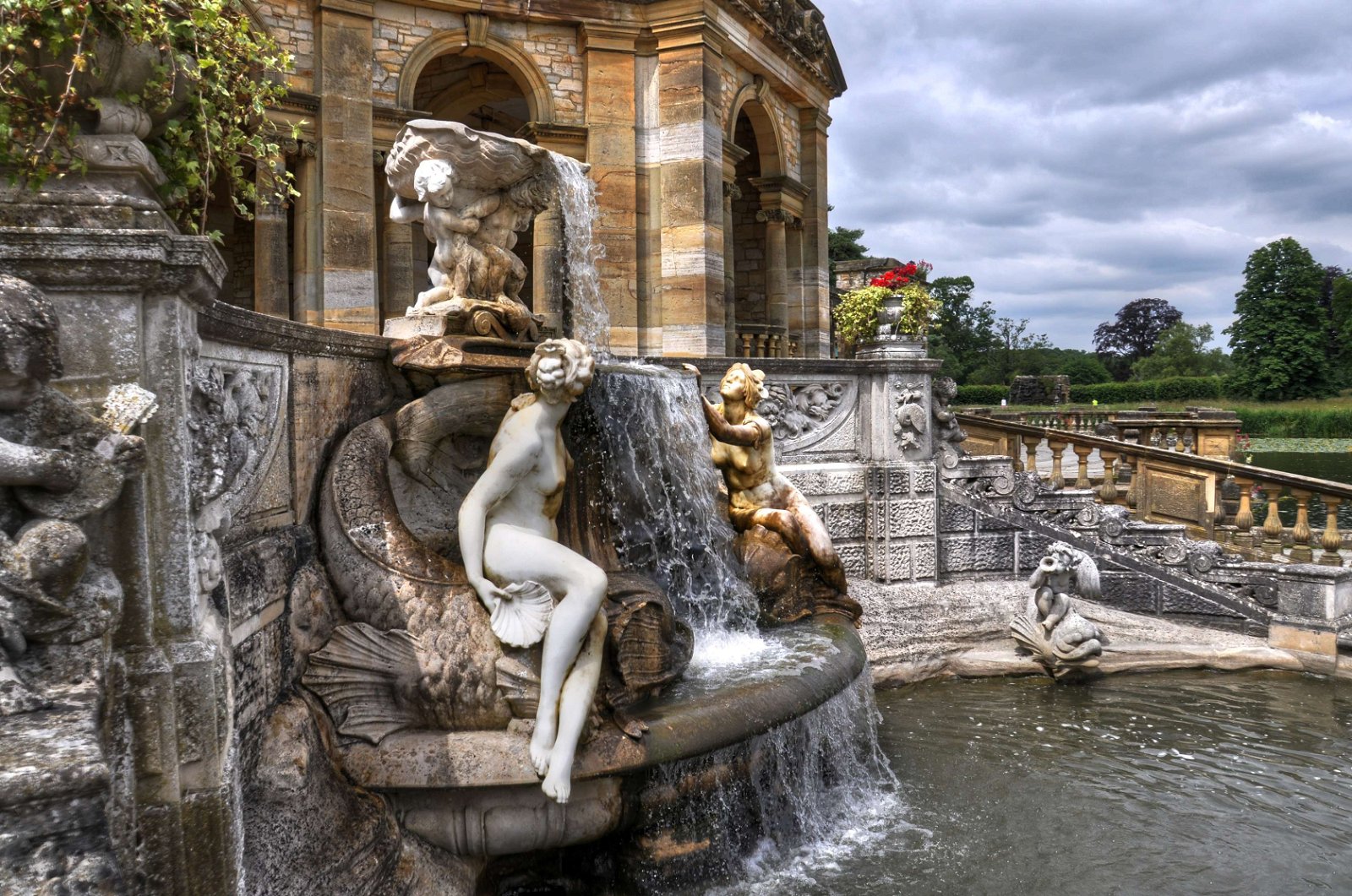 Hever Castle and Gardens