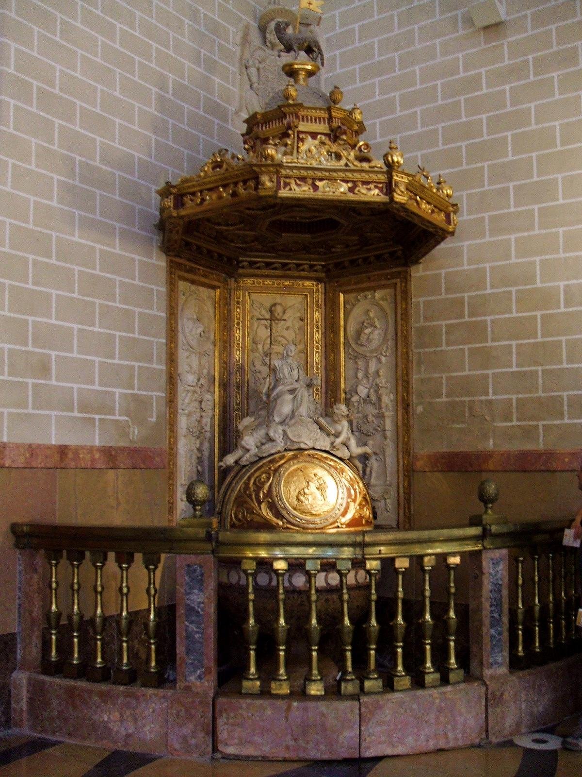 Museo de Tapices y Capitular de la Seo