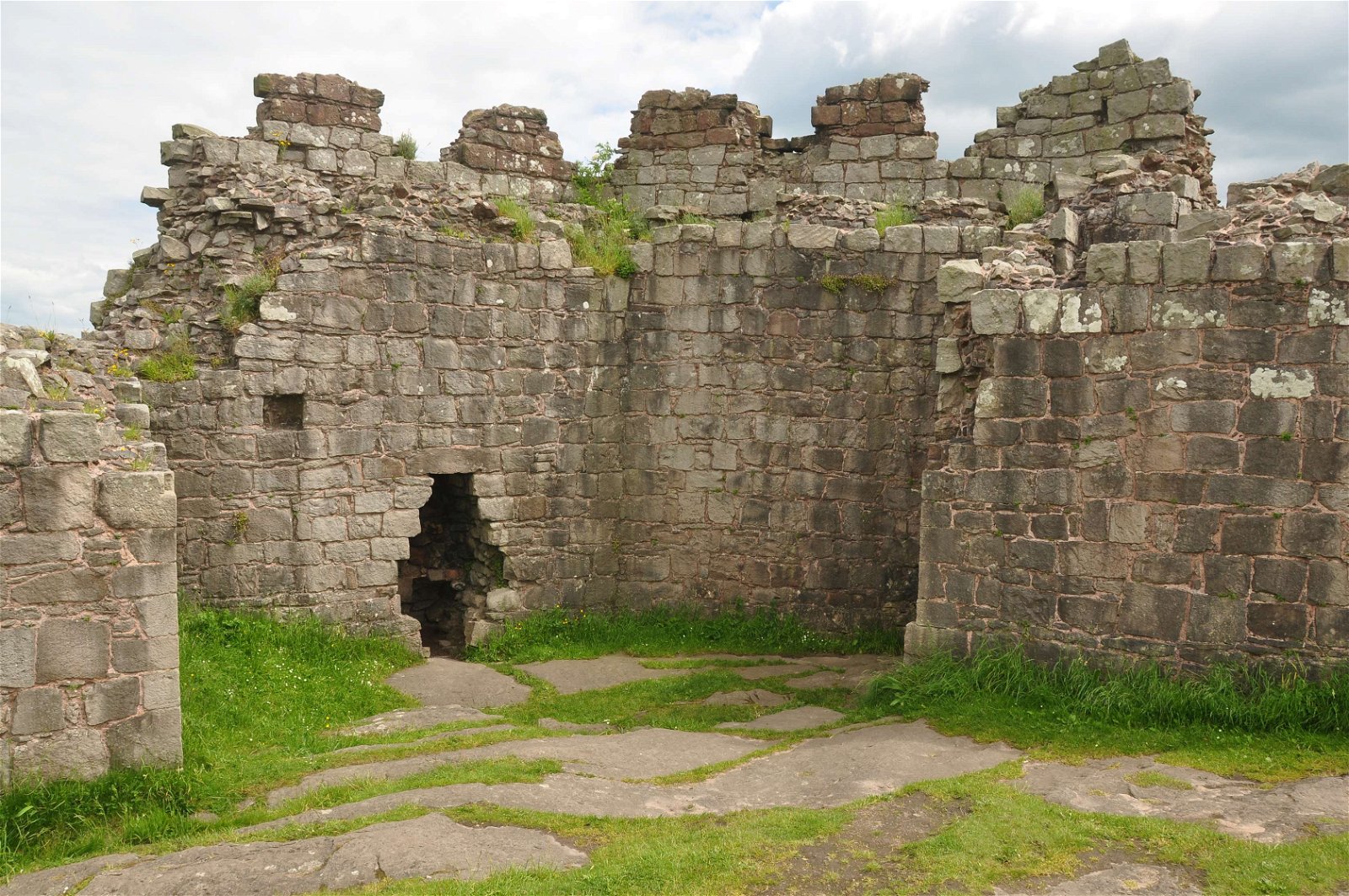 Beeston Castle and Woodland Park