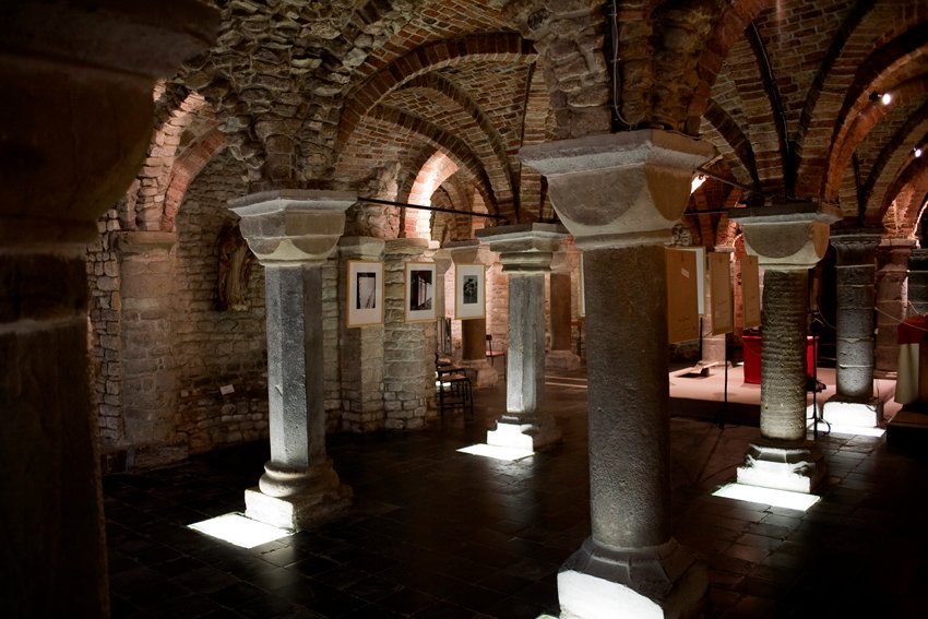 Stedelijk Museum Sint-Hermescrypte