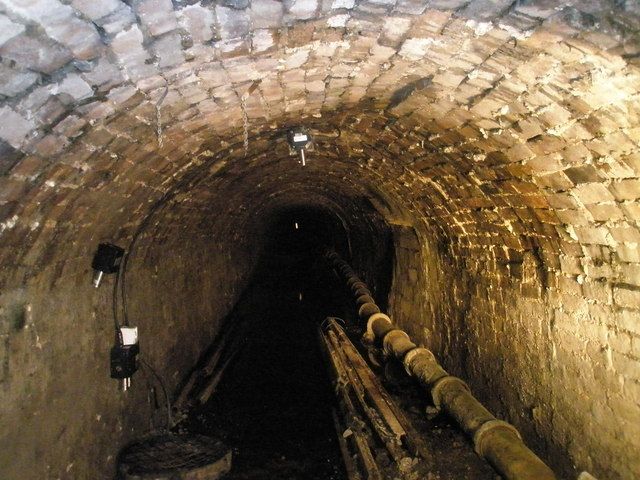 Tar Tunnel