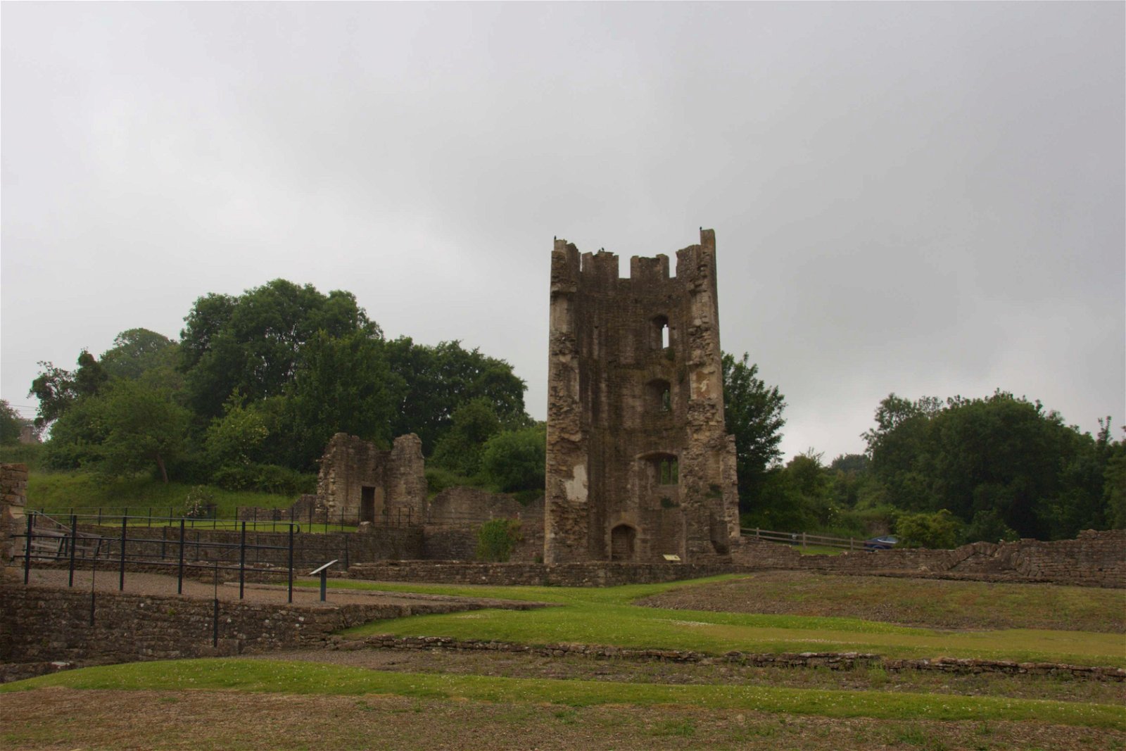 Farleigh Hungerford Castle