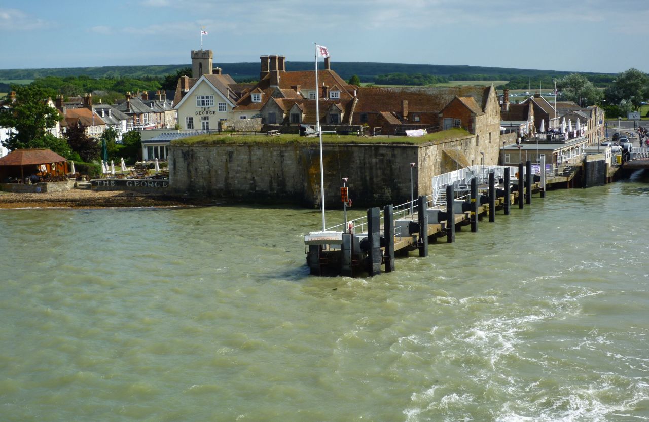 Yarmouth Castle (Yarmouth) - Visitor Information & Reviews