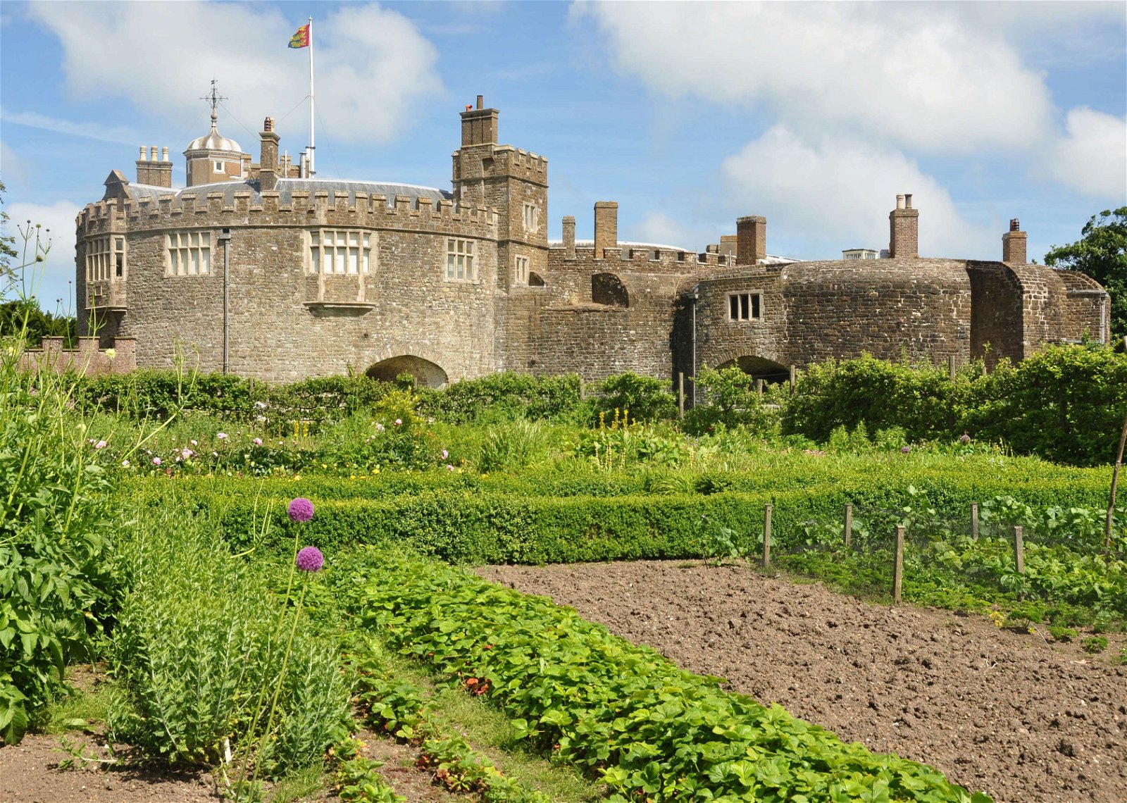 Walmer Castle and Gardens