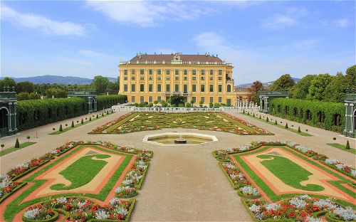 Schonbrunner Gardens