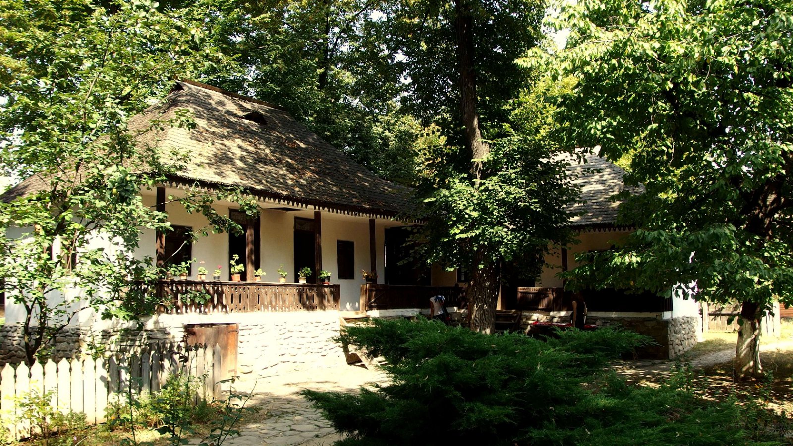 Village Museum (Muzeul Satului)