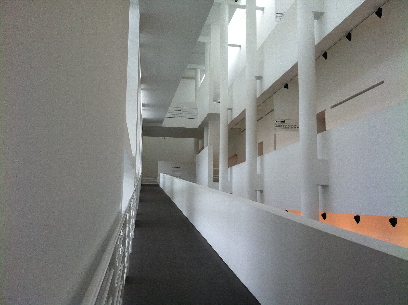 MACBA: Museu d'Art Contemporani de Barcelona