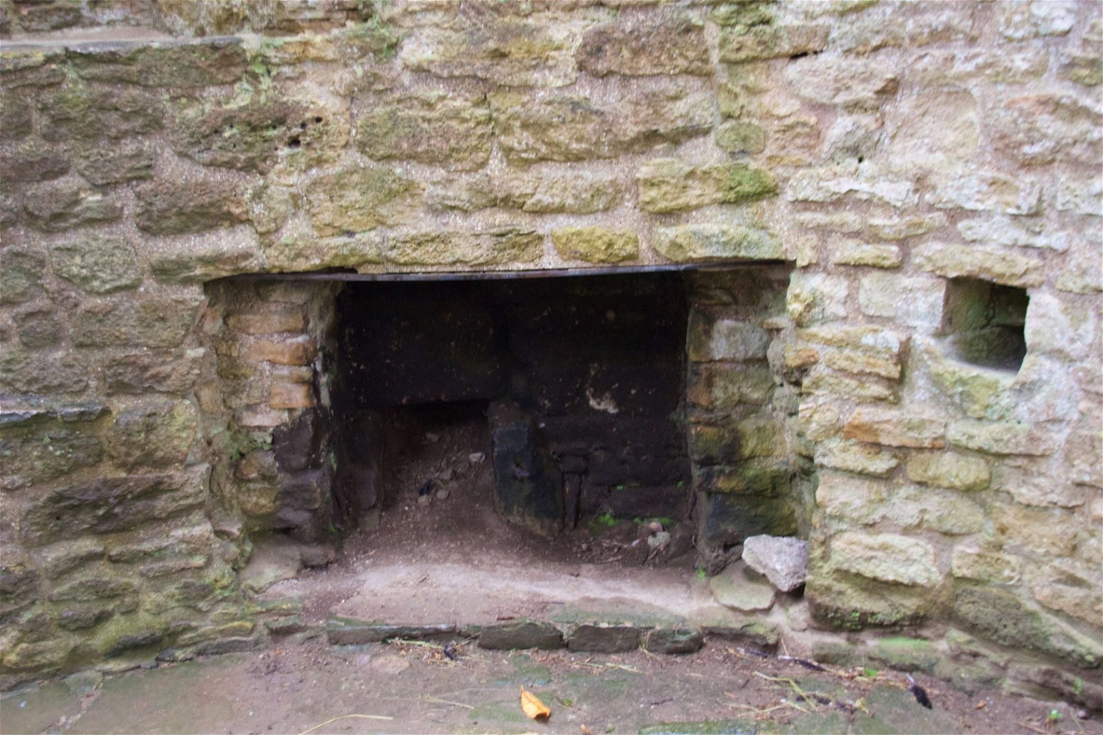 Farleigh Hungerford Castle