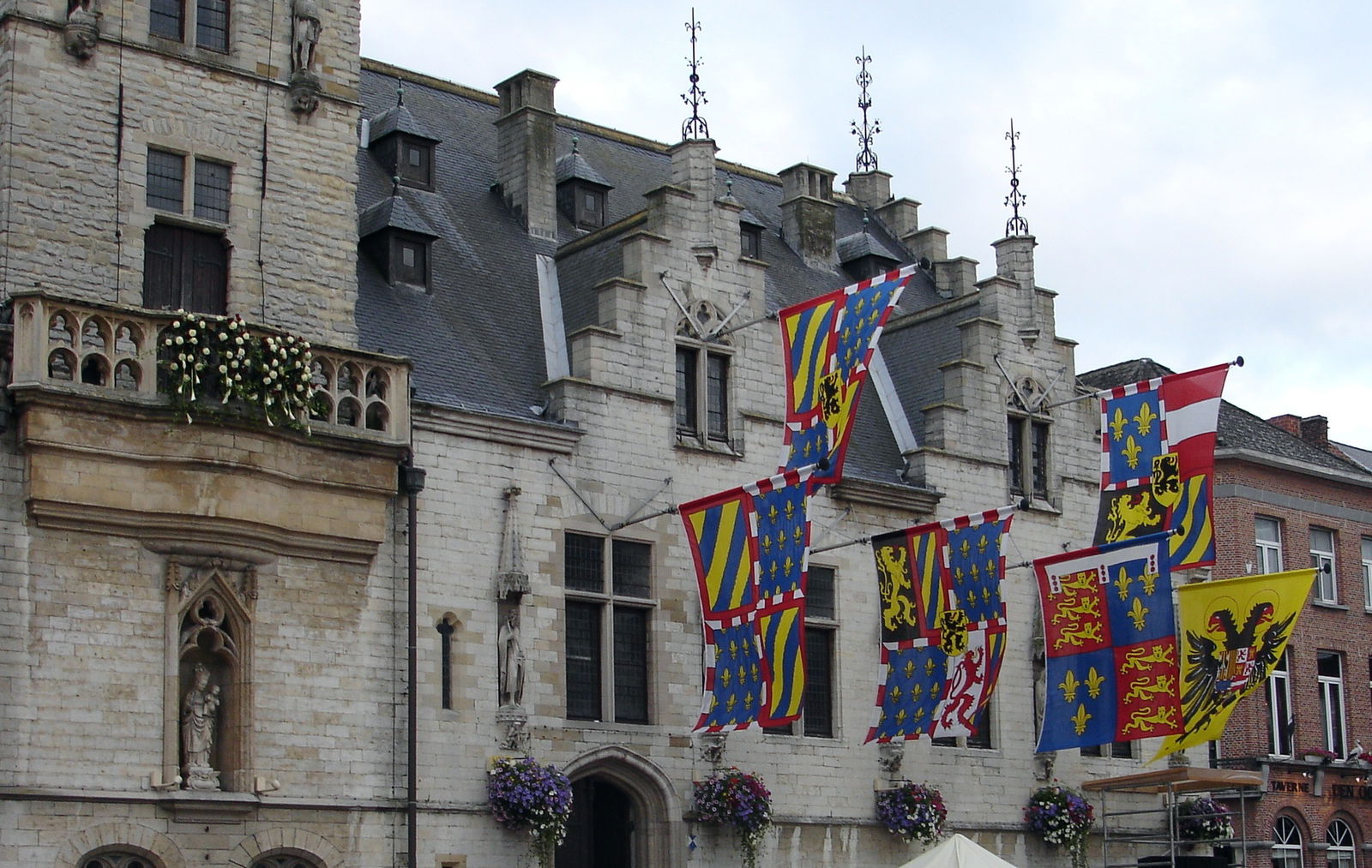Stadhuis en Lakenhalle Dendermonde