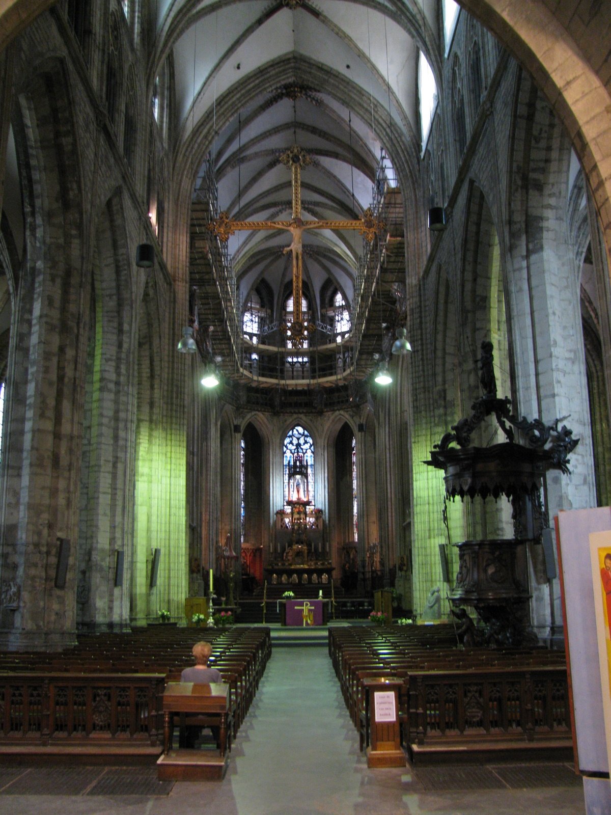 Schatkamer van de Sint-Martinusbasiliek en klokkenmuseum