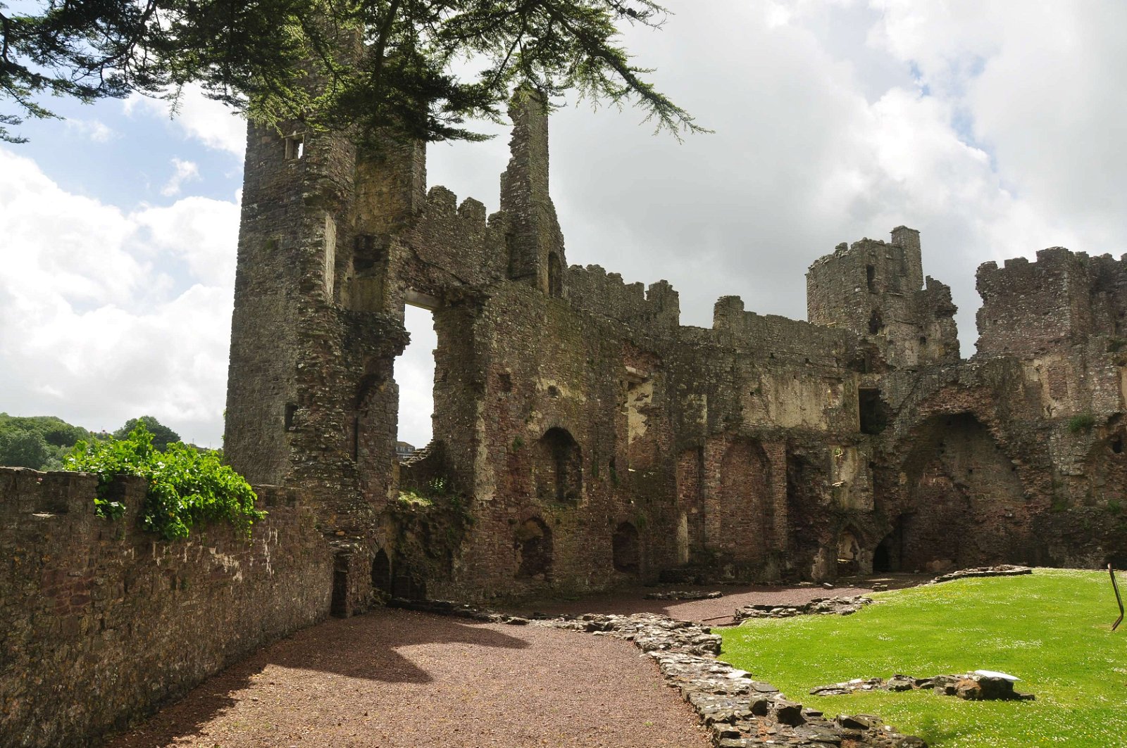 Laugharne Castle