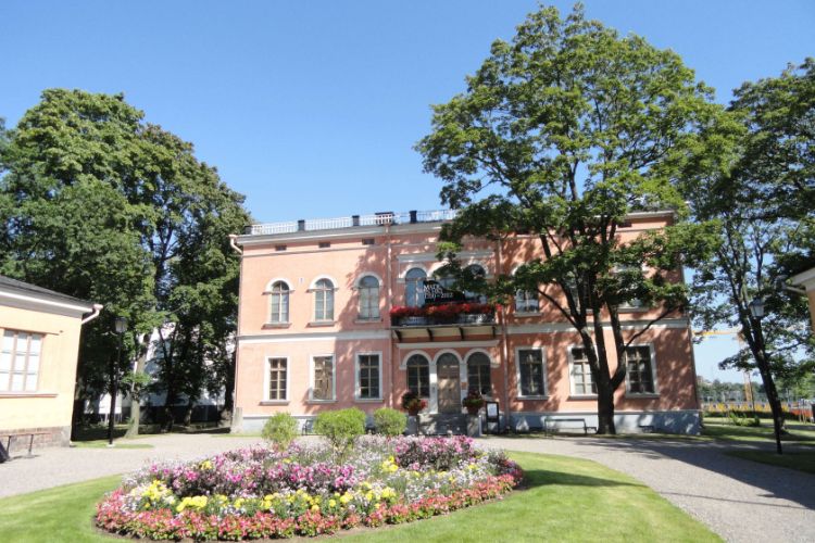 Hakasalmi Villa