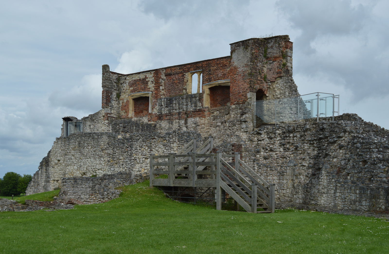 Farnham Castle